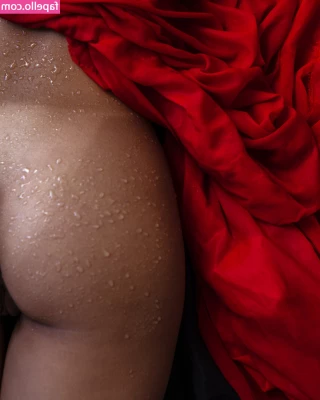 Deisy Leon [ deisy-leon ] - Pedime el video por privado     yo se que te va a gustar