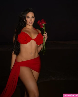 Emily Garcia [ emily-garcia ] - I dare you to look away  but we both know you won t