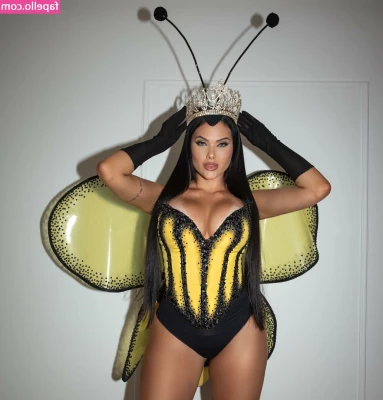 Emily Garcia [ emily-garcia ] - I m ready to ride your huge cock