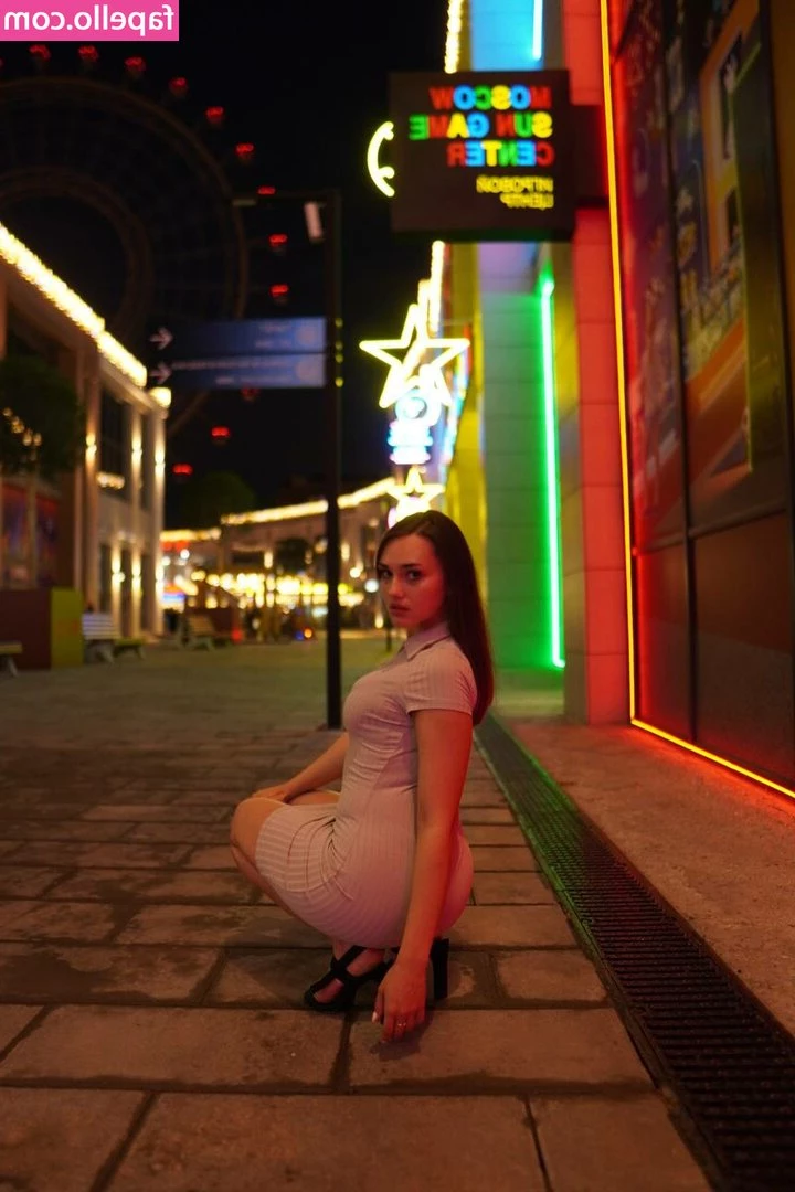 Rosevnv - Hit it from every angle daddy 😈