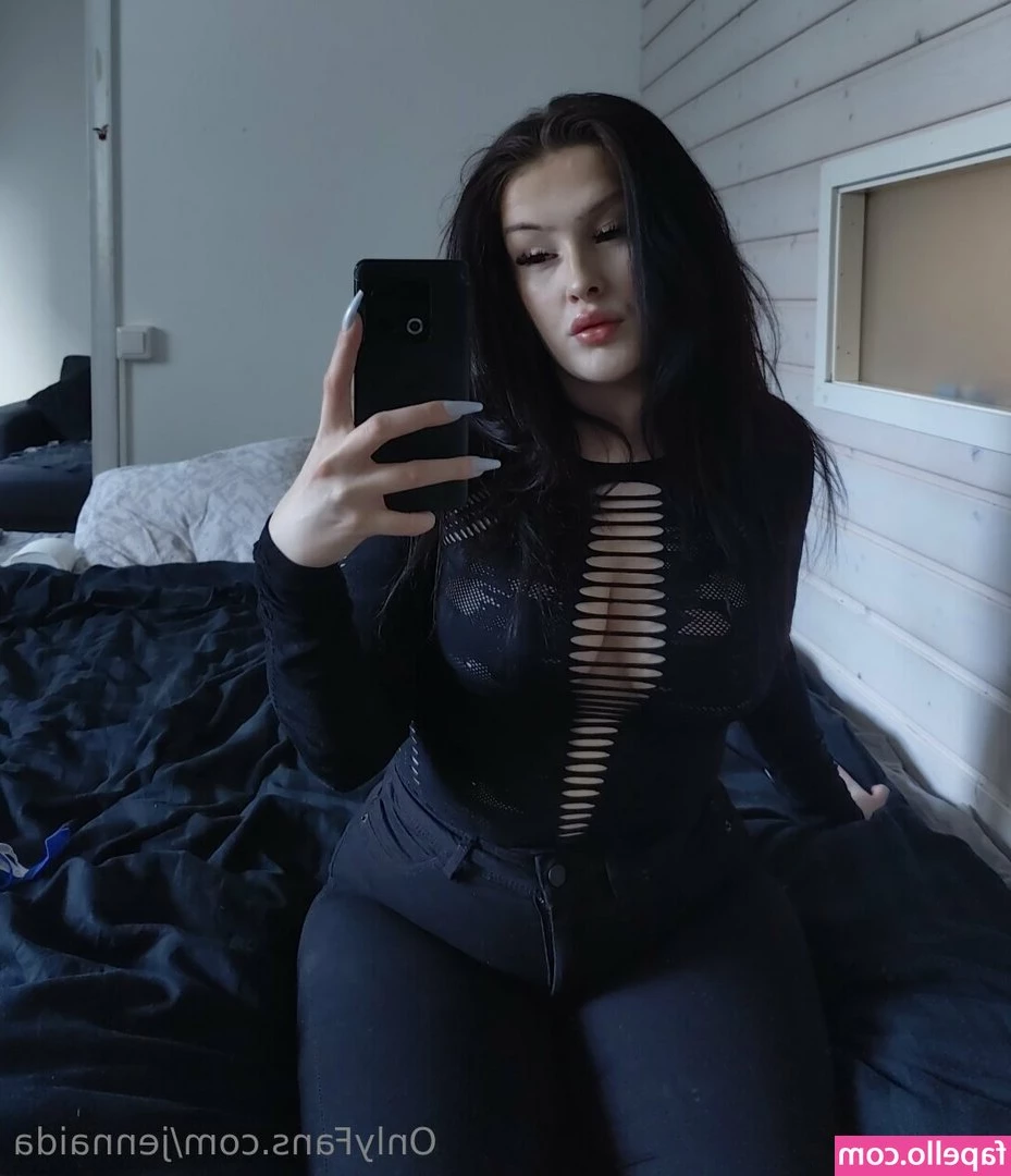 Jenna Turunen [ jenna-turunen ] - My nipples are super hard today