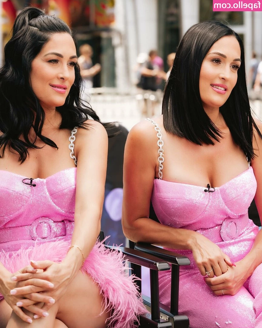 Nikki Bella [ nikki-bella ] - Sun freckles