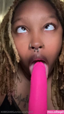 u284428804 - Tip this $20 to see the uncensored version 💦 and if you tip more