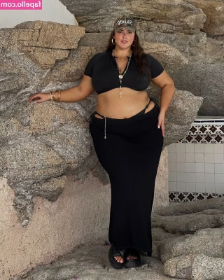 Emma Arletta [ emma-arletta ] - Spreading for you to see it alllll🥰