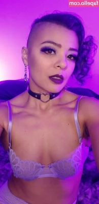 Evelyn Vinyl [ evelyn-vinyl ] - 💗 Pretty kitty 🐱