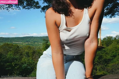 thefriendzone - Studying and reading  and what do you like to do  baby  I want to get