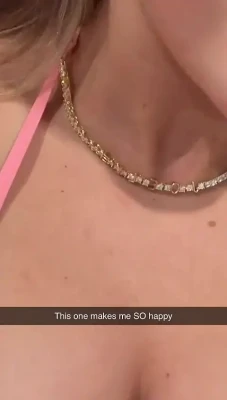 Jojo Siwa [ jojo-siwa ] - Do you like how they look when they're pushed together?