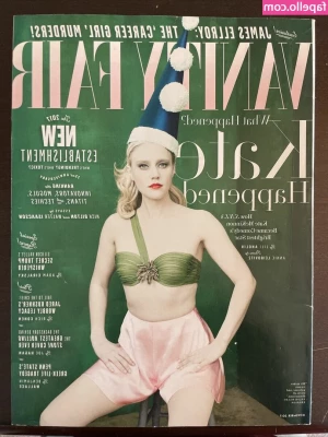 Kate McKinnon [ kate-mckinnon ] - Just one tiddie this time