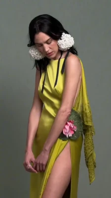 Alexa Chung [ alexa-chung ] - fucking my ass with a glass dildo🖤💘