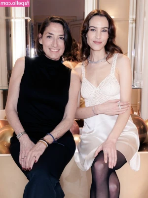 Alexa Chung [ alexa-chung ] - Questo è il mio baby doll con cui dormo la notte vi piace?😜 Mmm