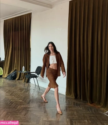 Alexa Chung [ alexa-chung ] - My sexy girl 😍