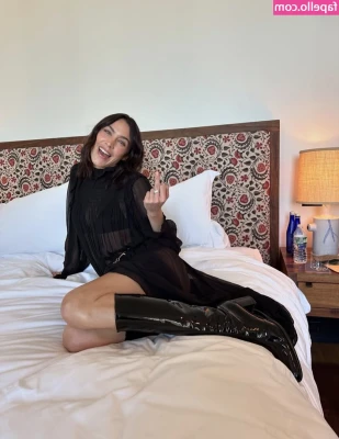 Alexa Chung [ alexa-chung ] - What's for dinner?