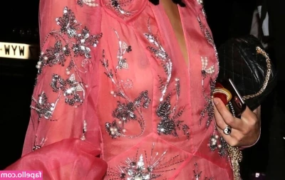 Alexa Chung [ alexa-chung ] - sunday funday 🤪