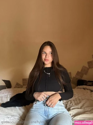 abijuncosvip - Buona Pasquetta tesorini 💋🥰😘💦 chi vuole la sorpresa mi