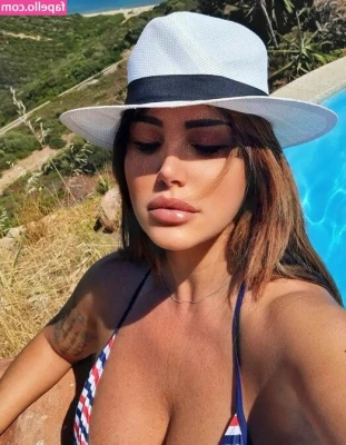 Marika Fruscio [ marika-fruscio ] - Check your inboxes guys! Two brand new videos with.