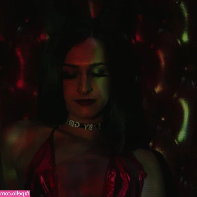 Khloe Kay [ khloe-kay ] - Hey y all  Starting oct 1st I can only post and sell nudes  However