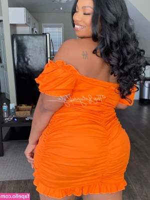 selynakylexoxo - licking my big tits 👅💦 come over and join me