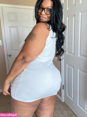 selynakylexoxo - If you see me in a bar what would you say to me