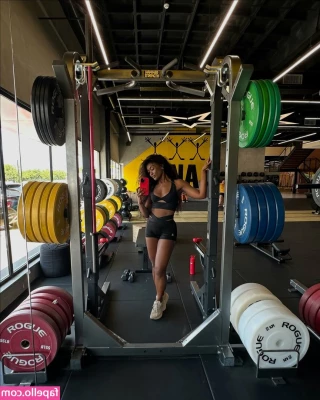 Erika Januza [ erika-januza ] - adding a few more of the professional HB shots to the feed just to