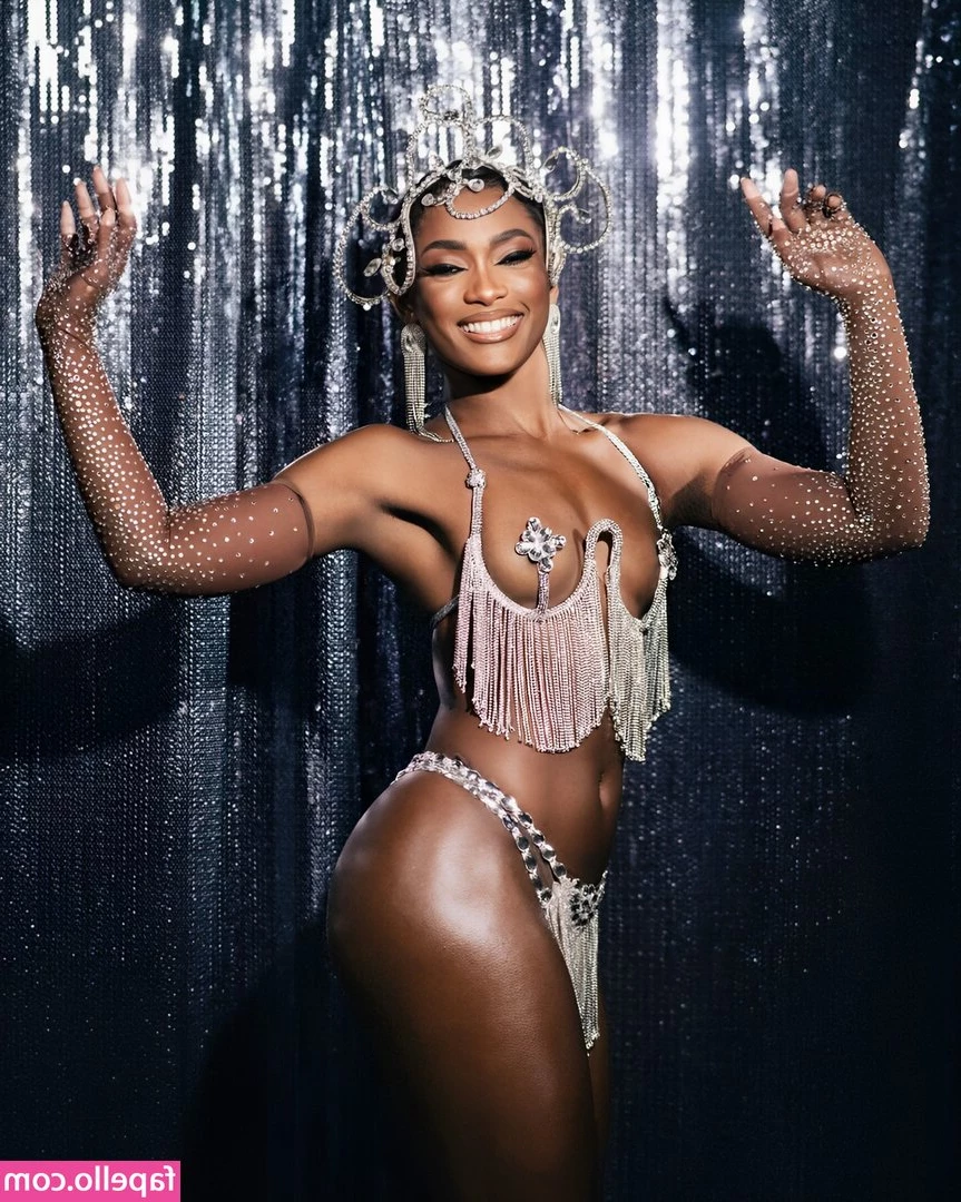 Erika Januza [ erika-januza ] - -  𝗙𝗥𝗘𝗘 𝗢𝗡𝗟𝗬 𝗡𝗢𝗪   emma mur  This