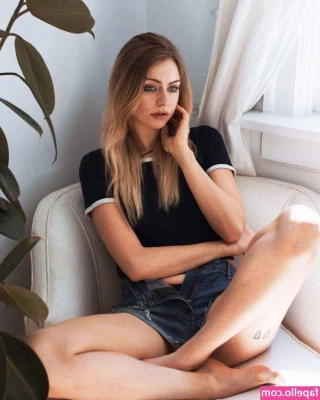 Maddie Phillips [ maddie-phillips ] - Hey! Just letting you all know my shower stream from the other day