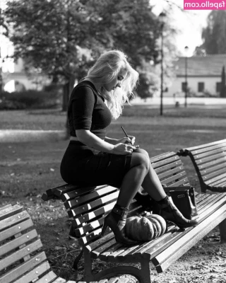 Neringa Kriziute [ neringa-kriziute ] - Always ready
