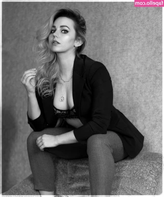 Neringa Kriziute [ neringa-kriziute ] - Shall I film a striptease for you? 🫦