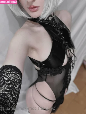 kamisamalisa - Just getting ready for bed