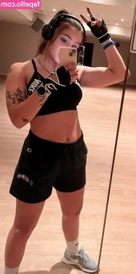 Janina Hille [ janina-hille ] - HIDDEN   New video release with  xiscoxxx Xiscoxx thinks is a very