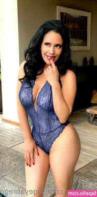 Sugey Abrego [ sugey-abrego ] - It’s Thirsty Thursday 💦  🍆Tip $5 for Cock rating  💋 Tip