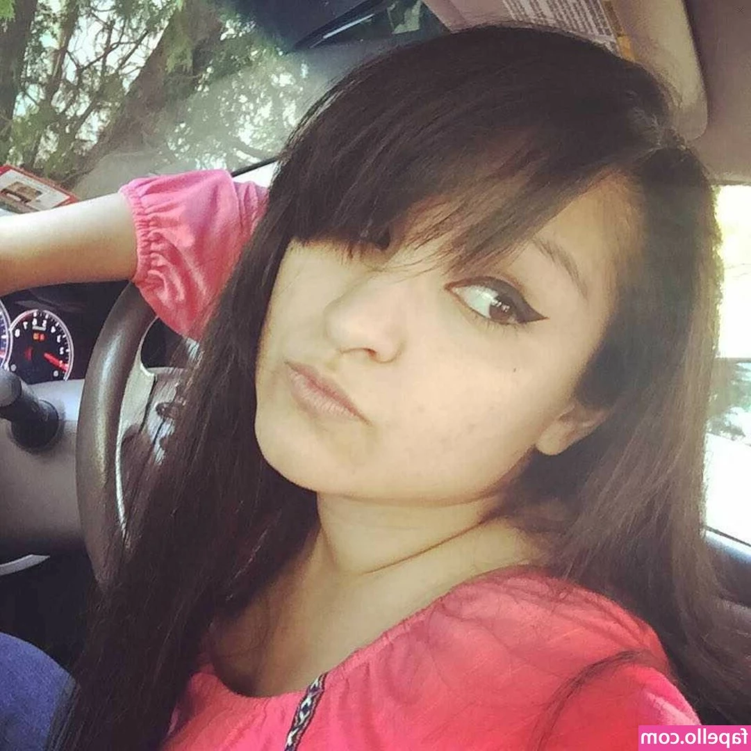 Aphmau - I you'll be really sweet to me i might let you suck on my titties