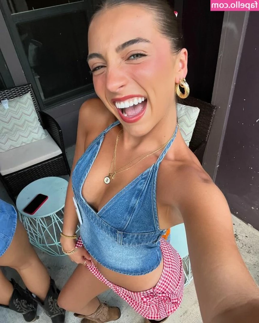 Ellie Dobleske [ ellie-dobleske ] - Private FaceTime show