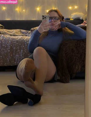 R1nari - Good morning, gorgeous! ☀️✨ I’m your morning lady, ready to