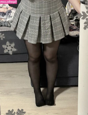 R1nari - Friday night pussy pic  Who s up