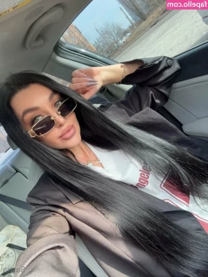 sasha.s.a.v.a.g.e [ sasha-s-a-v-a-g-e ] - If you re a hand long nails fetishist  the next post will make your