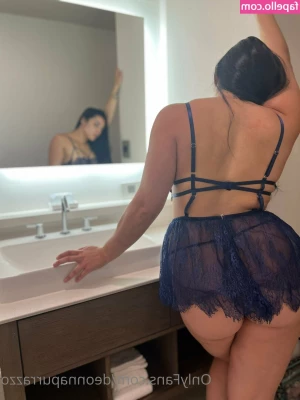 Deonna Purrazzo [ deonna-purrazzo ] - Hola  Te gustaria ver  Caseras