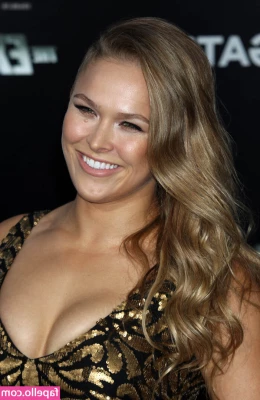 Ronda Rousey [ ronda-rousey ] - need a little pick me up? happy humppp day 🍑  do you like full