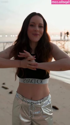 Jasmin Wagner [ jasmin-wagner ] - Cock addict gets high as a kite sucking off Daddy. Can you blame me?
