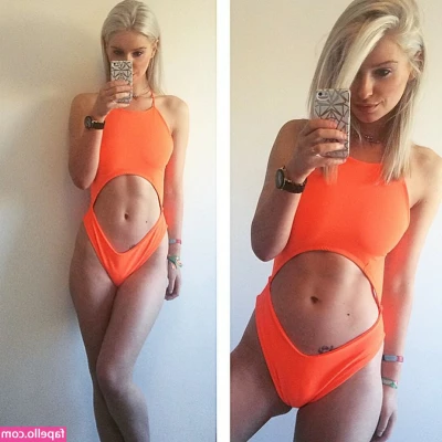 Jess Davies [ jess-davies ] - Yummyyy🤤