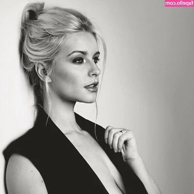 Jess Davies [ jess-davies ] - 😌😈💦 CHECK YOUR DMs my kings!!!! I sent yall sooo many yummy