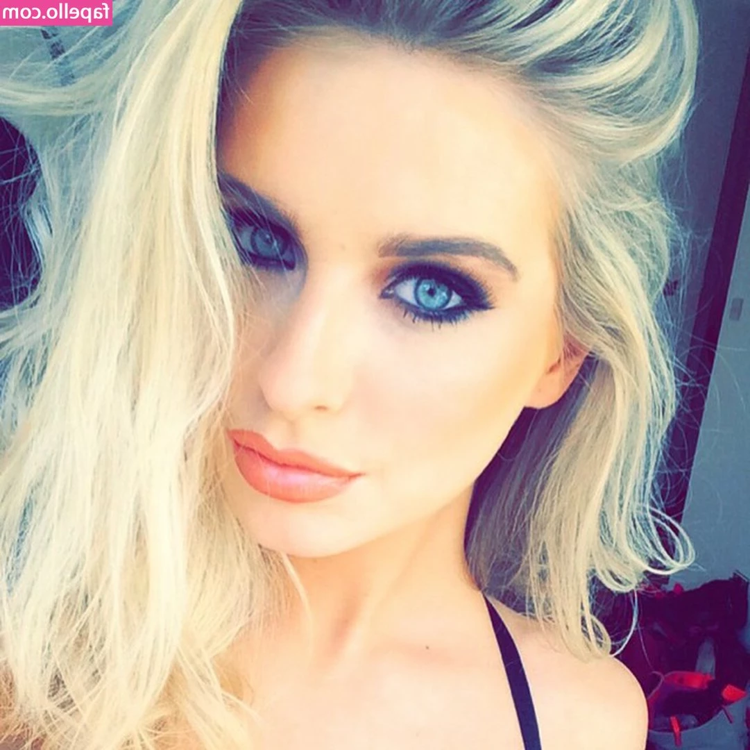 Jess Davies [ jess-davies ] - a lil messy