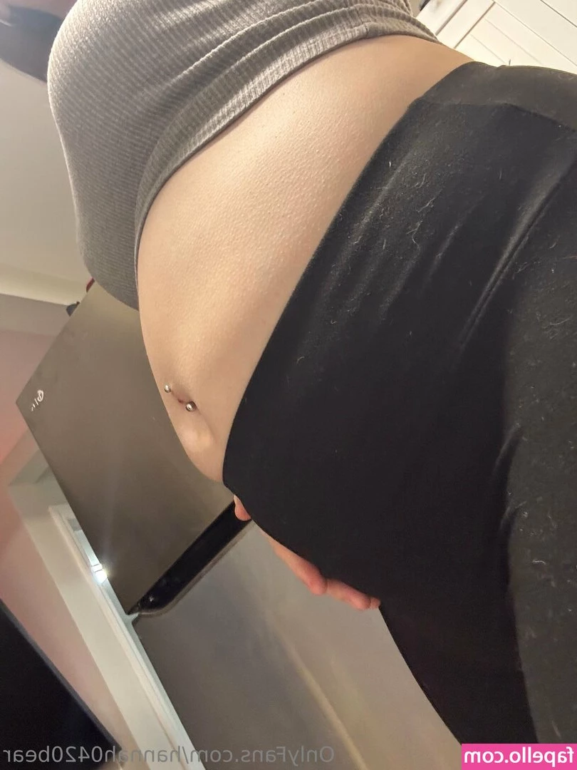 hannah0420bear - hi babes  sorry ive been so quiet  moving has been a MESS and today