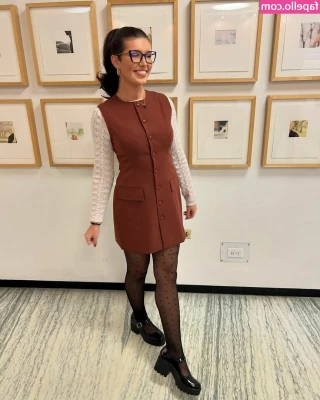 miyaacacia - Gif Of Me In Public