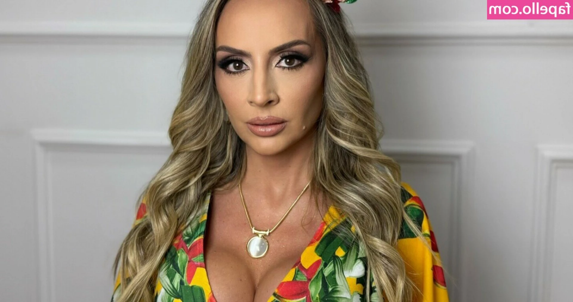 Iara Amaral [ iara-amaral ] - Anyone want to see the full video