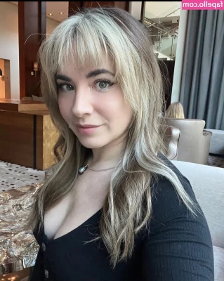 Mary Kish [ mary-kish ] - Did you ask for a HOT af selfie baby? 🍒