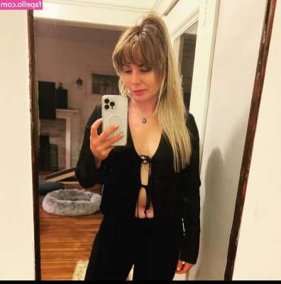 Mary Kish [ mary-kish ] - Getting my dick sucked like this was