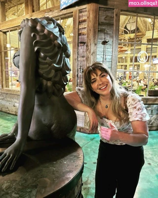 Mary Kish [ mary-kish ] - Anyone wanna join me for bathtime? 🫧💦