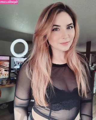 Mary Kish [ mary-kish ] - It s hard to get a big dick hard