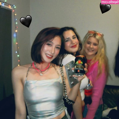 映雪Inshy [ inshy ] - Wanna eat My delicious pussy for Christmas Cómetela todita para