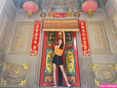 映雪Inshy [ inshy ] - Hi there 🍑🧡